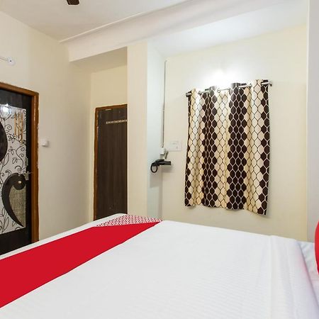 Oyo 27862 Hotel Brooklyn Indore Exteriör bild