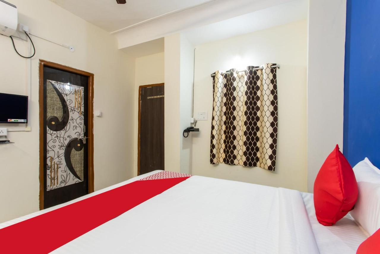 Oyo 27862 Hotel Brooklyn Indore Exteriör bild