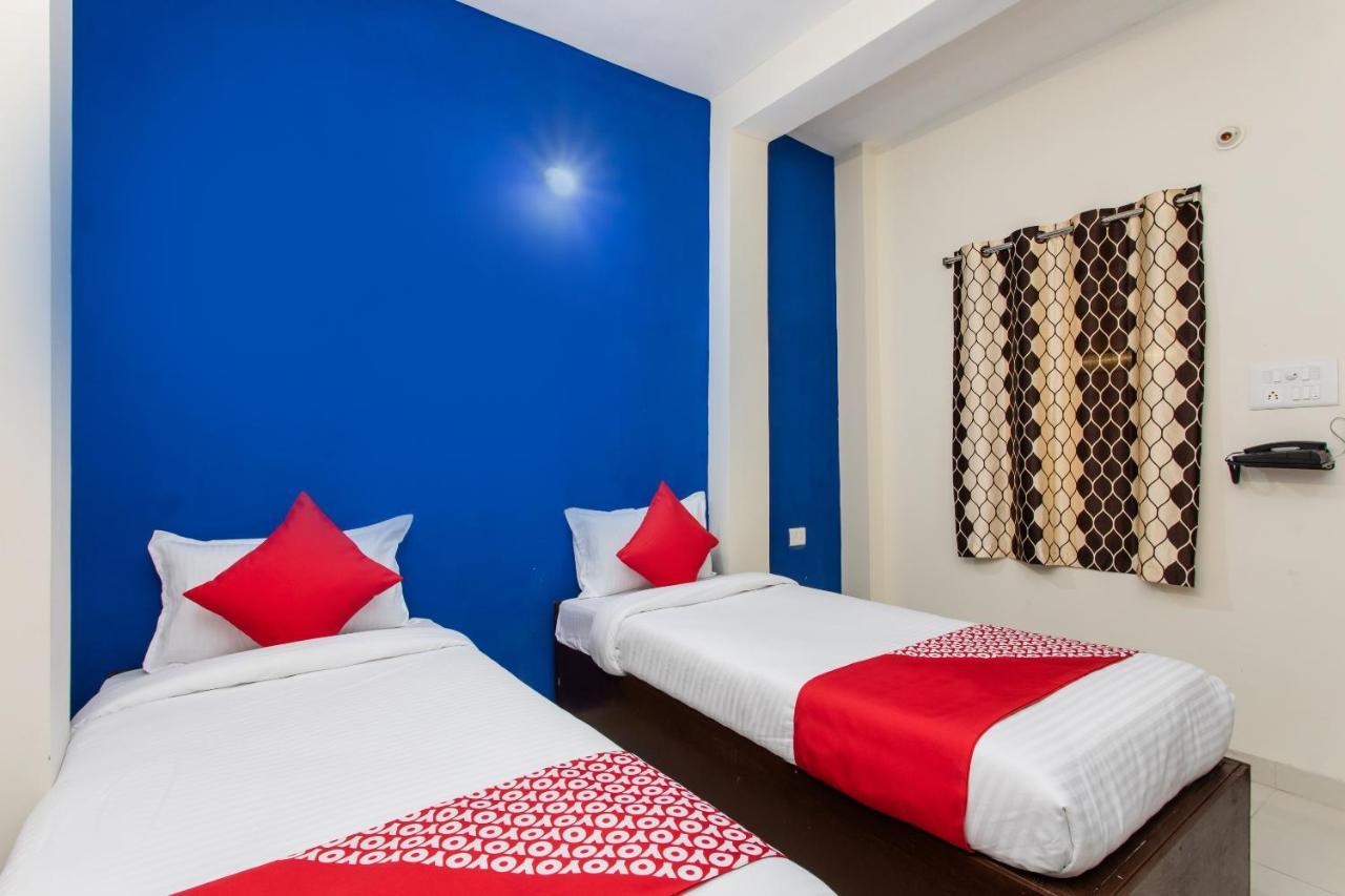 Oyo 27862 Hotel Brooklyn Indore Exteriör bild