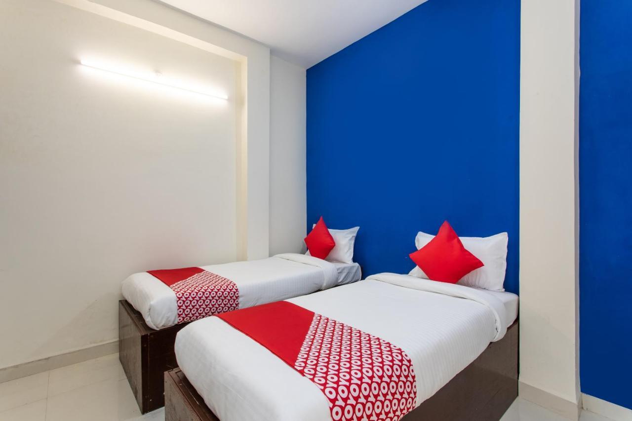 Oyo 27862 Hotel Brooklyn Indore Exteriör bild