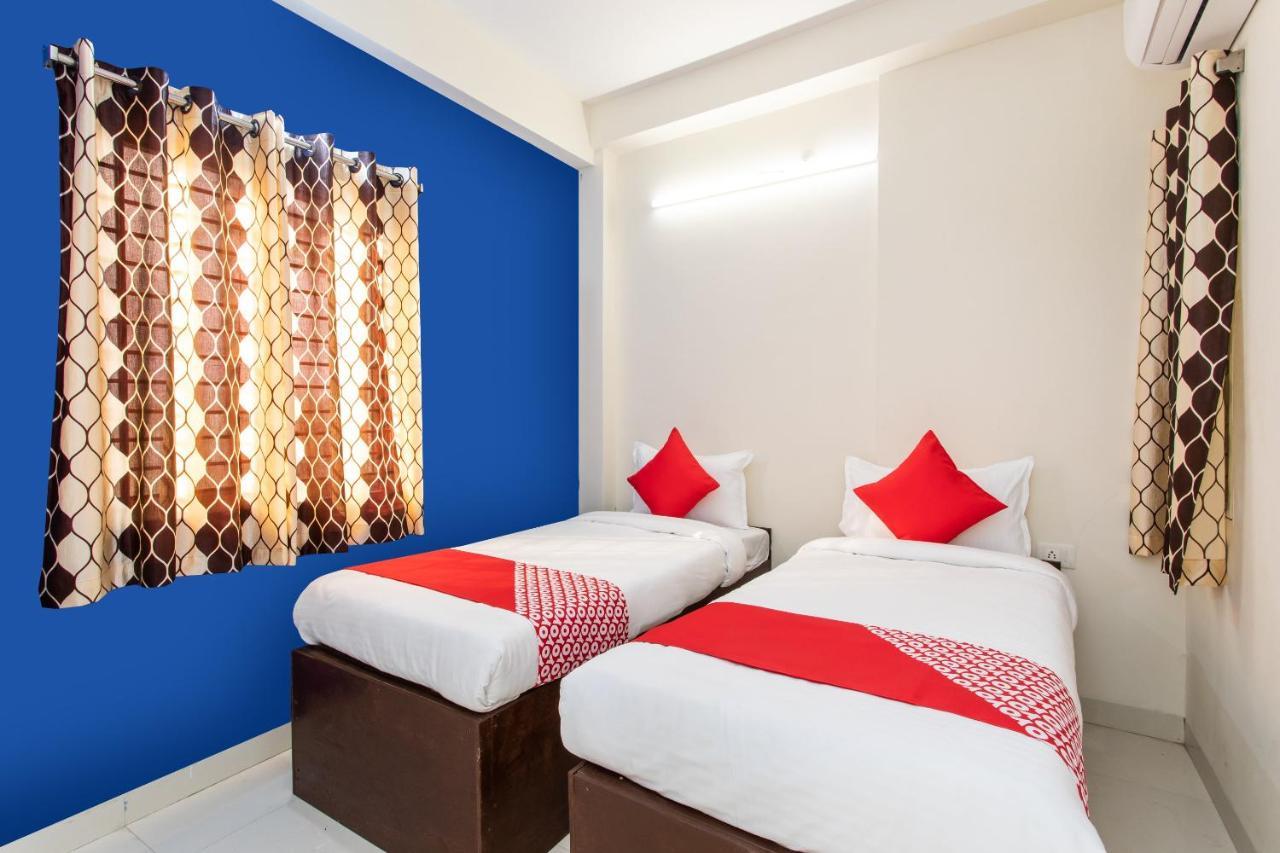 Oyo 27862 Hotel Brooklyn Indore Exteriör bild