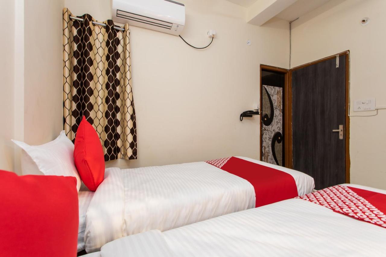 Oyo 27862 Hotel Brooklyn Indore Exteriör bild