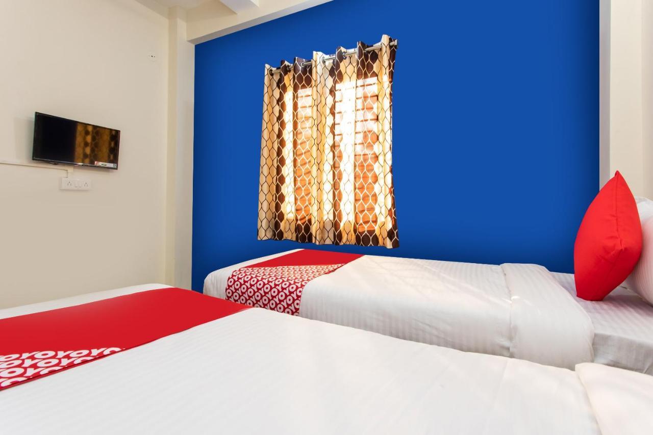 Oyo 27862 Hotel Brooklyn Indore Exteriör bild